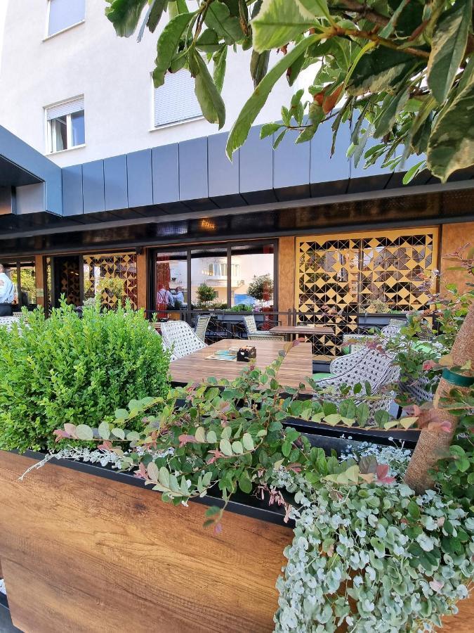 Riverside Apartment Подгорица Экстерьер фото