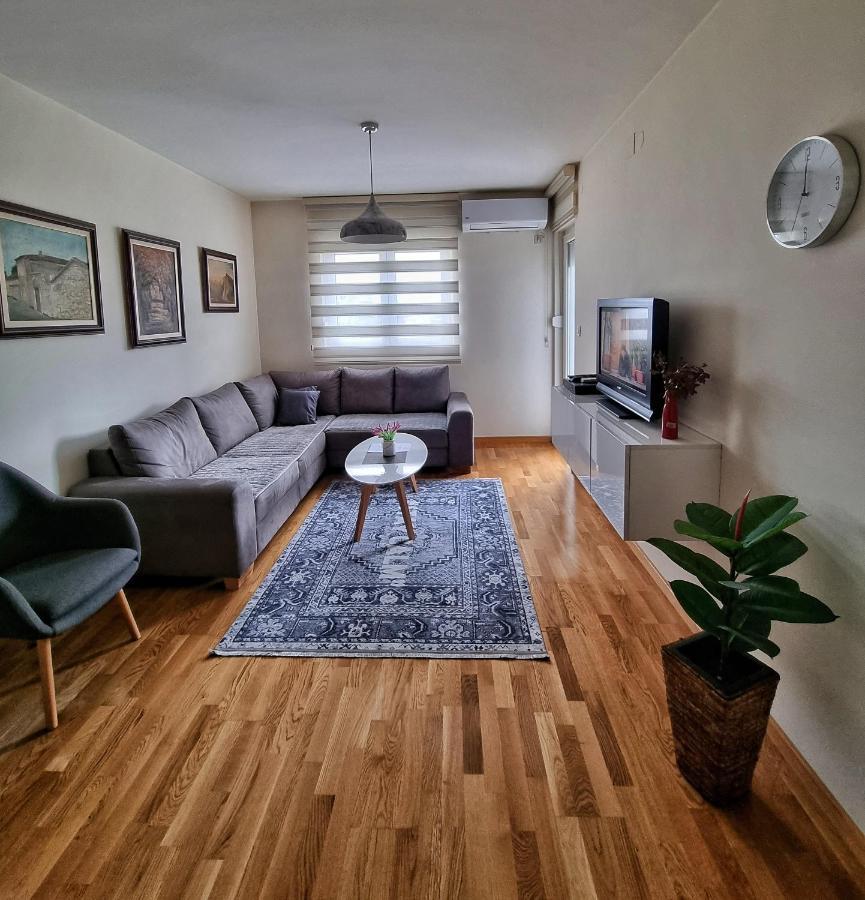 Riverside Apartment Подгорица Экстерьер фото